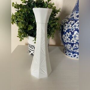 Vintage Hoosier Milk Glass Bud Vase - 9” Tall - Pattern #4044